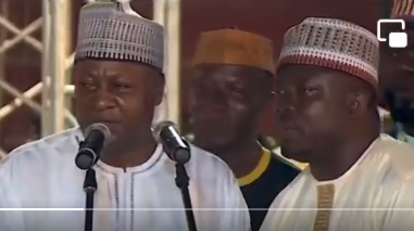 Video of John Mahama reciting Muslim prayers