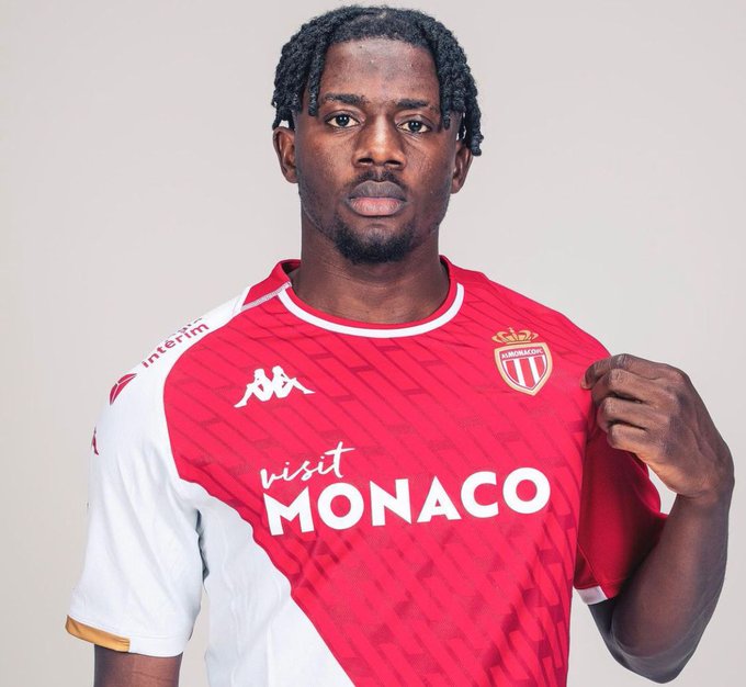 Salisu to “fight” for a spot in Monaco after recovering from injury