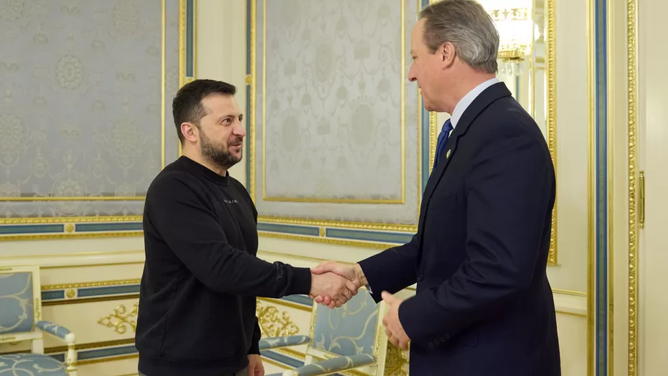 David Cameron travels to Ukraine for the first time