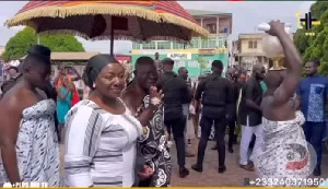 Video: Otumfuo’s grand arrival at late Mrs. Kufuor’s thanksgiving ceremony in Kumasi