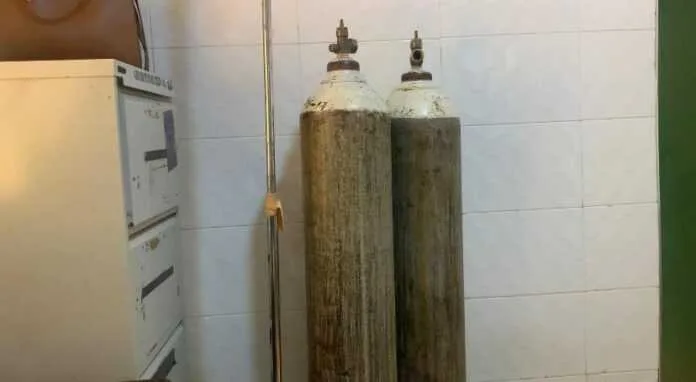 Delivering healthcare with empty oxygen cylinders