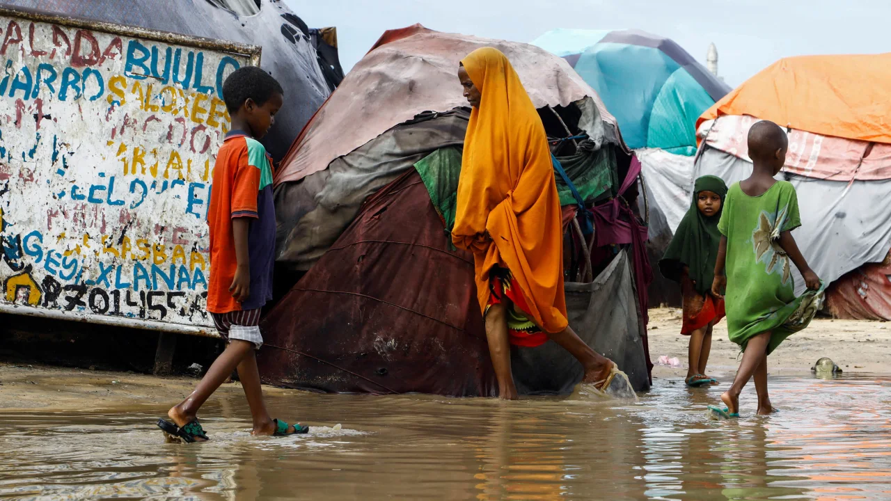 Flooding in Somalia claims about 100 lives