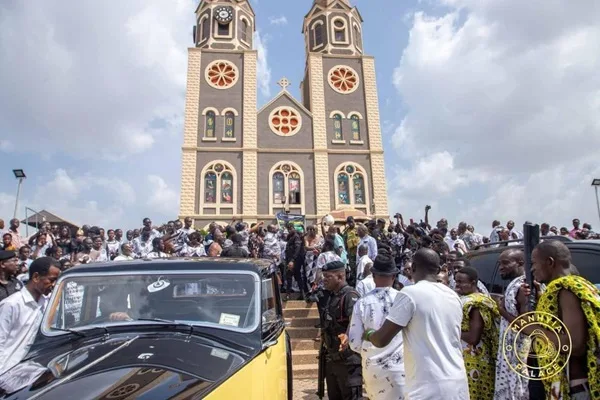Seen Asantehene’s Rolls Royce 88-year-old yet? Check it out  looks like