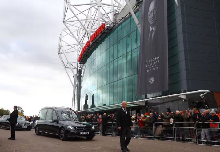 Man Utd hire architects to present Old Trafford recommendations by year’s end