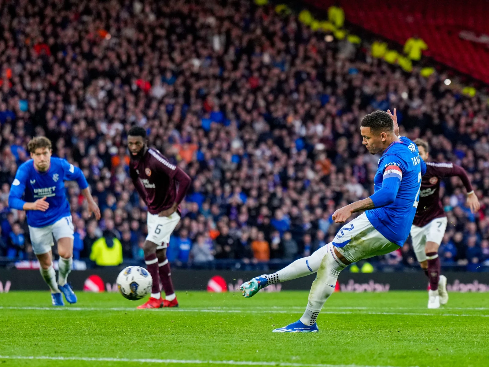 Rangers sweep into Viaplay Cup final after beating Hearts