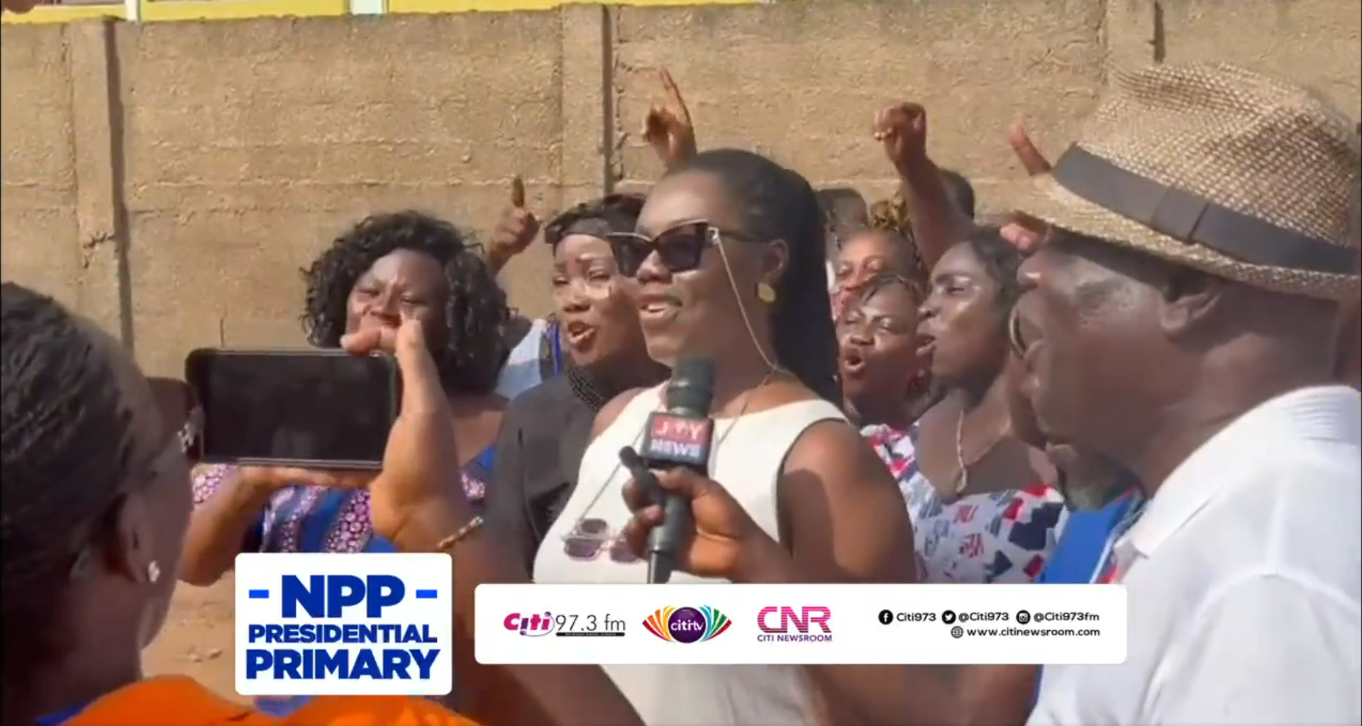 Ursula Owusu Ekuful and several delegates chant in support of Bawumia at Polling Station