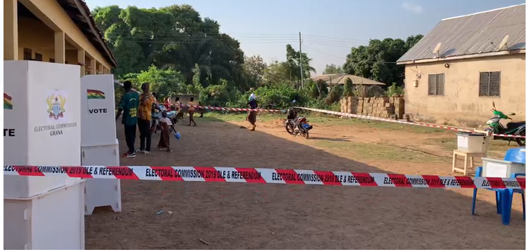 Technical challenges prompt EC to postpone district level elections in certain areas