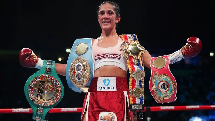 Serrano gives up WBC World title amid equality dispute