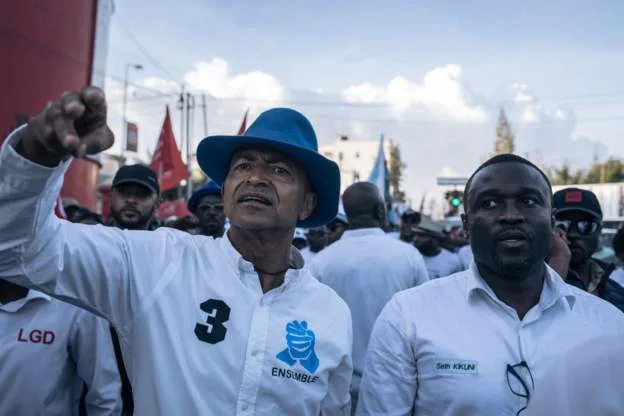 Fourth-party contender from Democratic Republic of Congo supports former governor for president