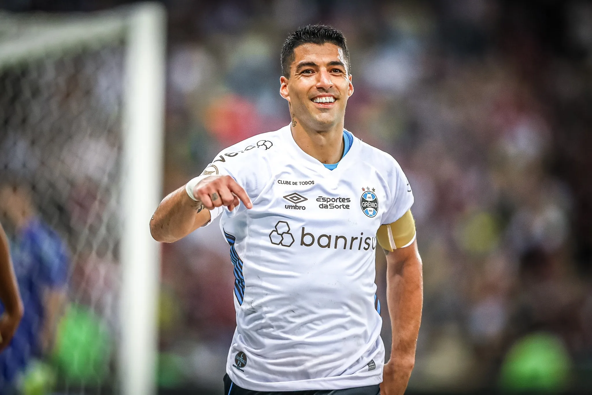 Suárez grabs Golden Ball as Brazilian league’s best player