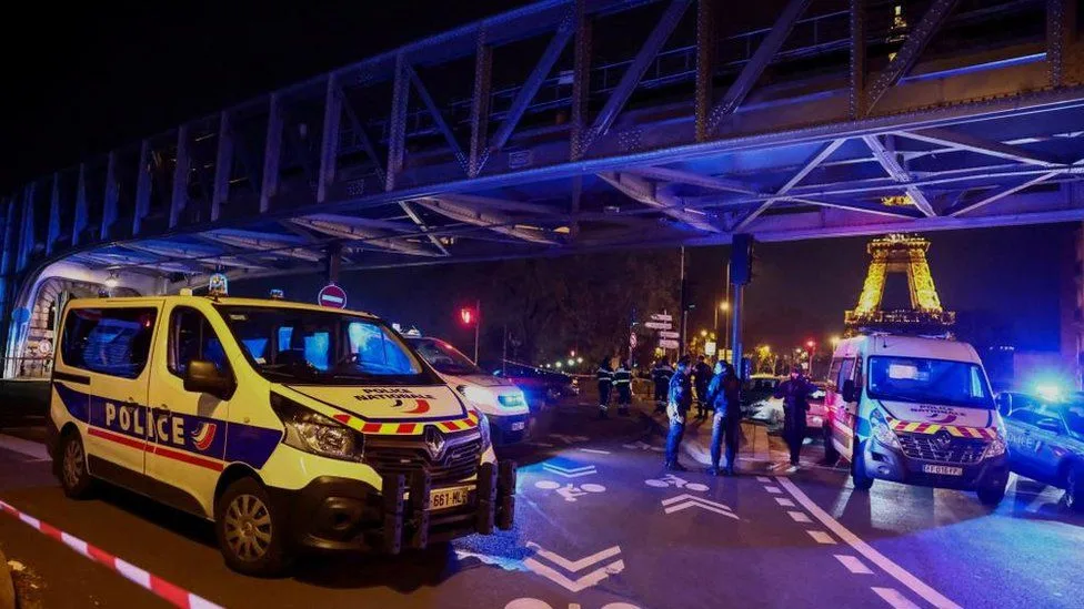 Paris: Eiffel tower attack claims one life