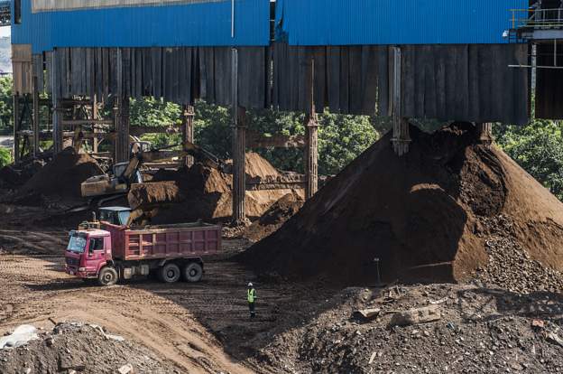 Trapped Zambian miners yet to be rescued