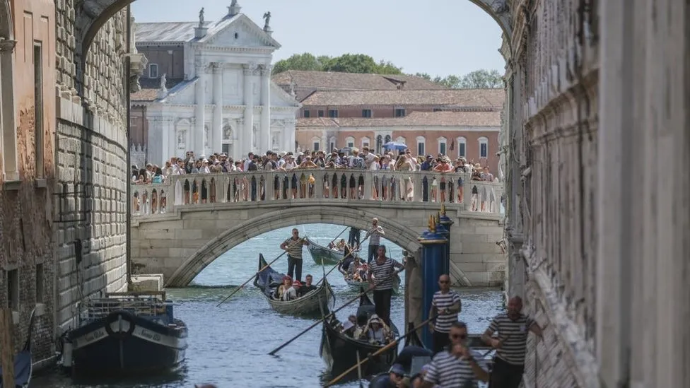 Venice implements measures to tackle over-tourism impact