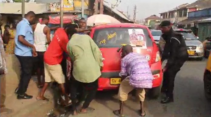 Speeding taxi driver knocks down police officer at Agona Swedru