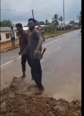 Residents of Volta Region allegedly destroying roads for speed ramps
