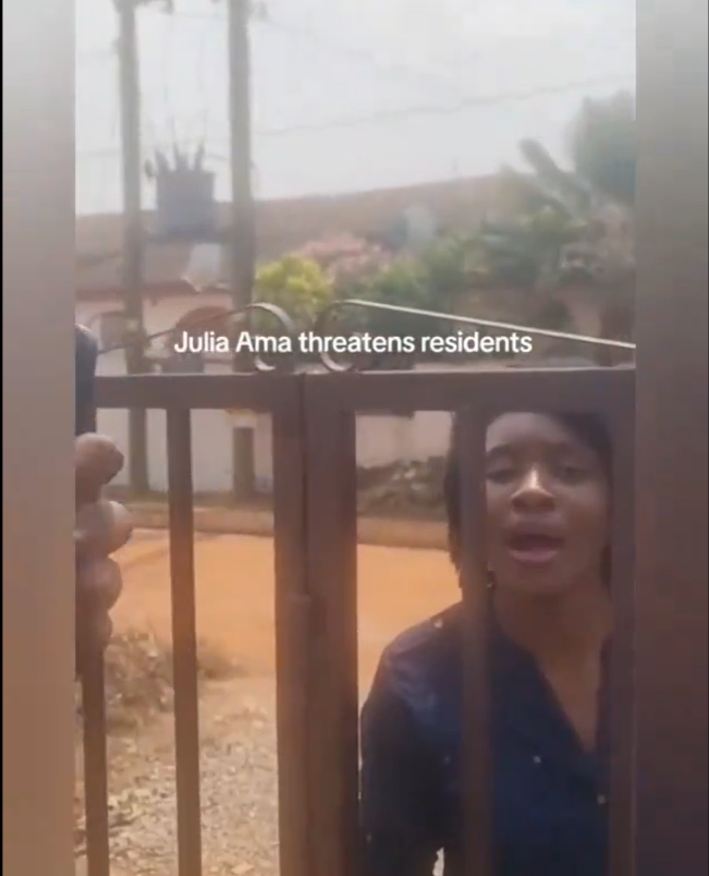 Woman ‘attacks’ residents of Ogbojo Manet Palms Estates for not being Ghanaians, educated