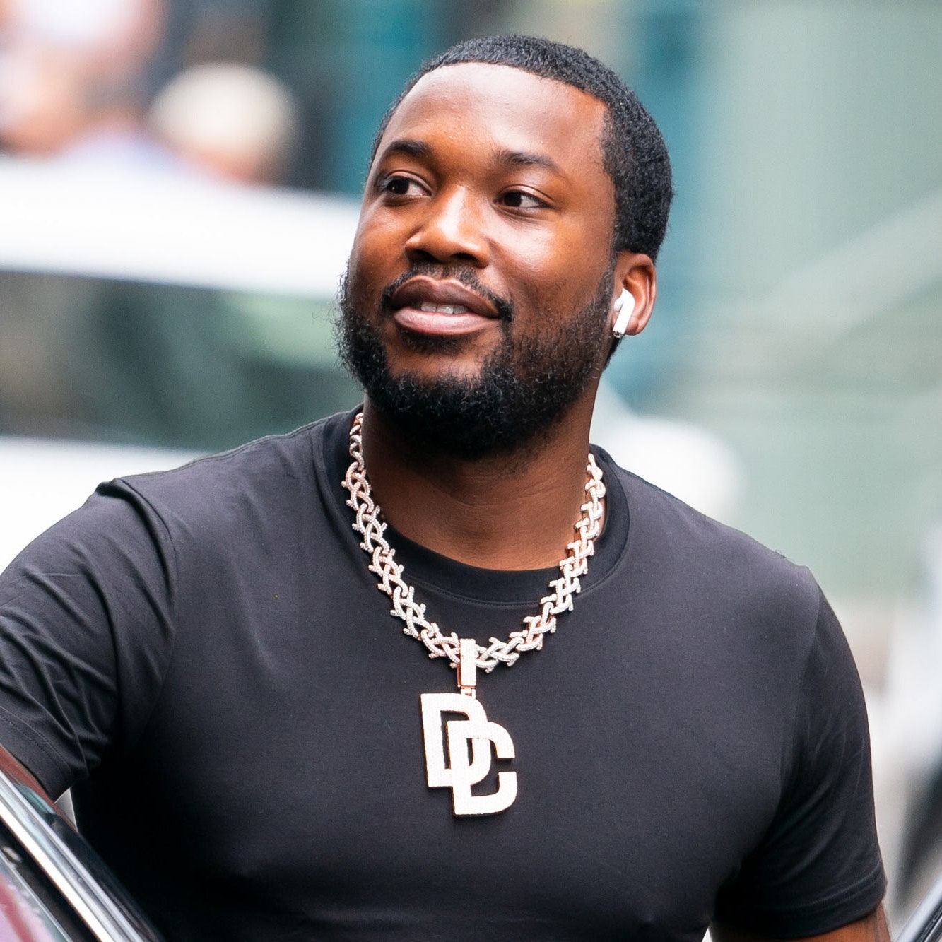 Pay $250,000 for a verse – Meek Mill tells fellow entertainers