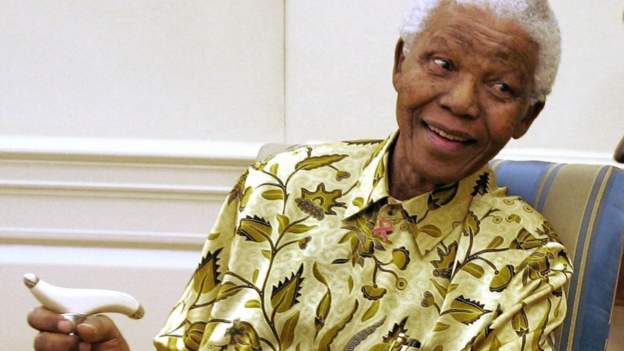 Auction of Mandela’s personal belongings postponed