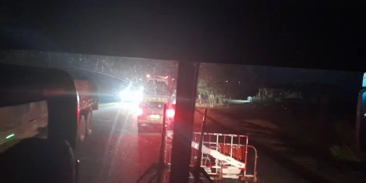 Absence of reflectors at Police checkpoints on Accra-Paga highway raises safety concerns for travelers