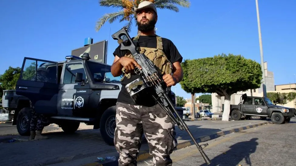 Militants asked to leave Tripoli by Libyan government following deal struck