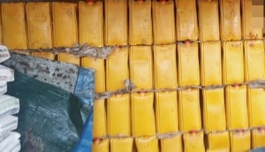 Joint task force cracks down on smuggled vegetable oil in Ghanaian market