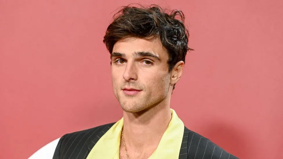 Actor Jacob Elordi of Saltburn accused of choking reporter