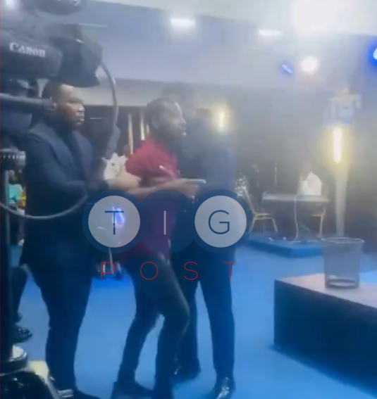 Video: Man confronts girlfriend in church for cheating