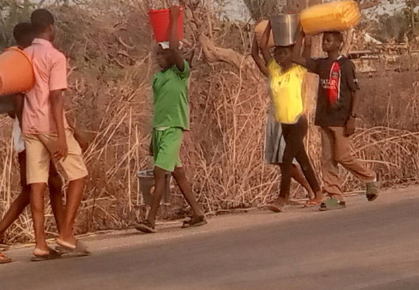Oti SECTECH students abandon class, hits the streets for water