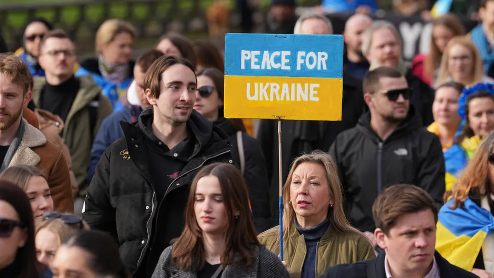 Hundreds of people attend London Ukraine March for peace