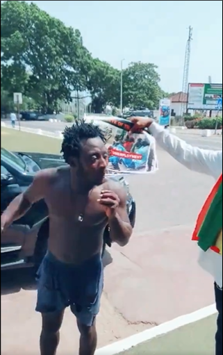 Video: “Apart from Accra, there is no Ghana” – Half-naked man protests at premises of parliament