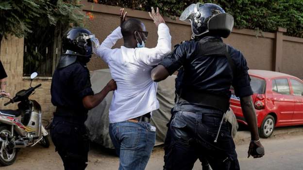 Senegalese opposition MPs detained in anti-poll row raid