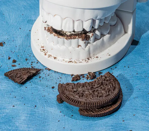 4 habits that are changing the positions of your teeth