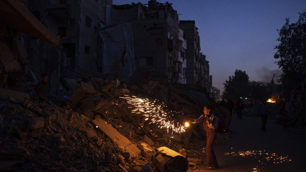 Palestinians in Gaza start Ramadan with hunger