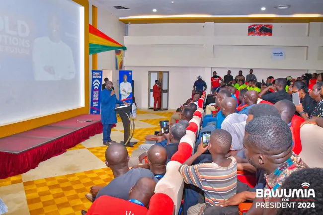 “I’m just the Vice-President, but I have really worked” – Bawumia tells traders