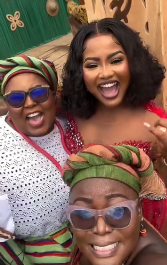 Video: McBrown and Nana Yaa reunite at Onua TV’s Ghana month launch