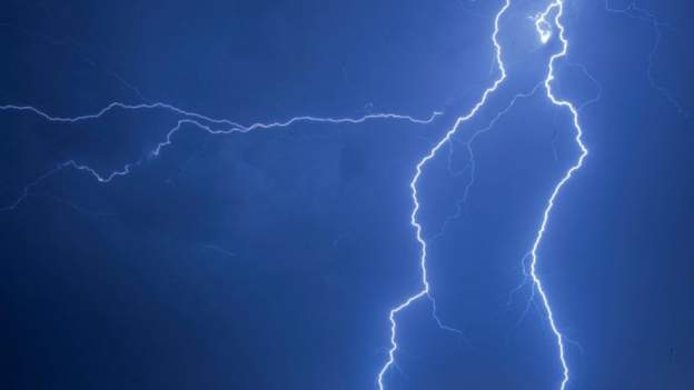 Strikes of lightening kills 4 in Mozambique
