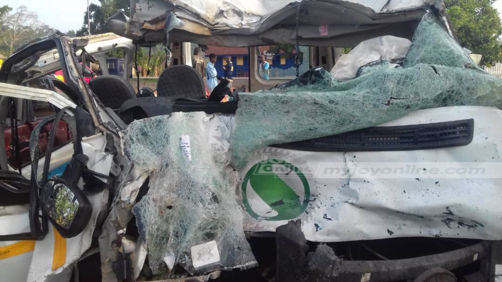 21 dead in ghastly accident on Kumasi-Accra highway