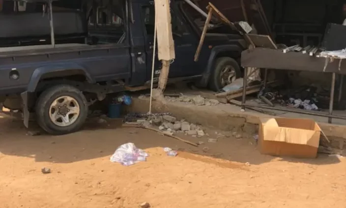 Police officers involved in Nsawam road accident, 5 injured