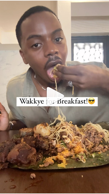 Influencer Enioluwa sparks reactions as he eats Ghanaian ‘waakye’