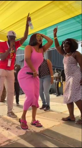 Video: McBrown twerks to Amapiano jam