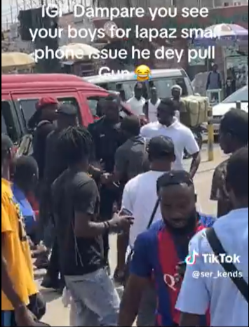 Video: Police officer pulls gun on civilian during heated argument