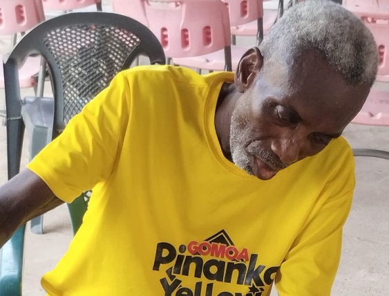 Ghanaian Musician, KK Kabobo receives donation from Second Lady, Samira Bawumia