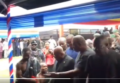 Get up – Akufo-Addo orders Chiefs to stand before handshake at late Alhaji Rashid Bawa’s funeral