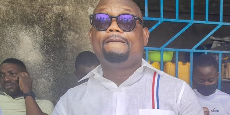 La Dedekotopon primaries: President’s personal driver picks forms to contest seat