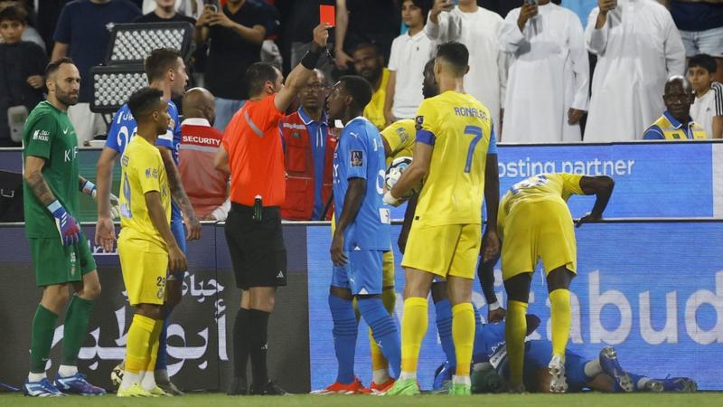 Ronaldo sent off during Al-Hilal game after elbowing opponent