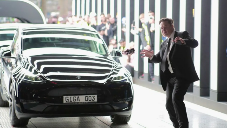 Elon Musk visits Beijing to discuss enabling autonomous driving mode on Tesla cars – Reports