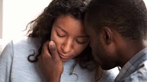 4 ways to support your wife emotionally after a miscarriage