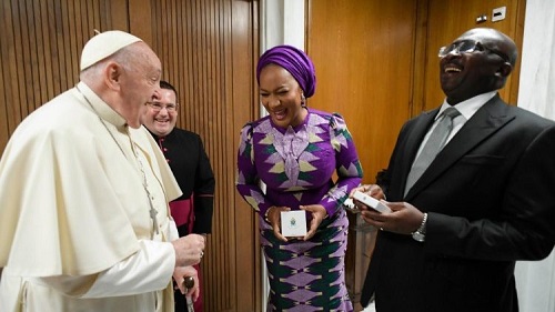 PHOTOS: Bawumia and Samira share warm moments with Pope Francis at the Vatican