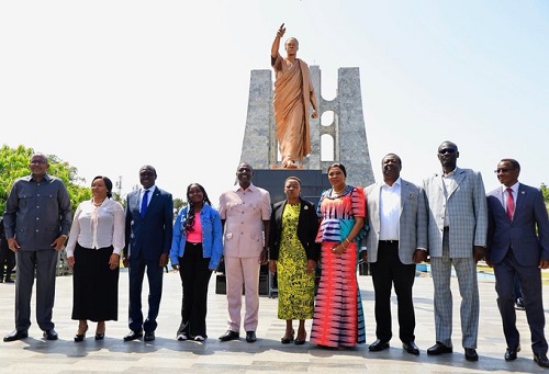 Kenya’s President Ruto visits Nkrumah Mausoleum during state visit