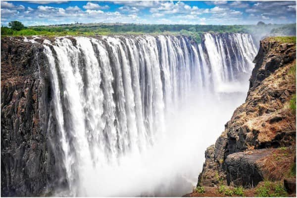 Exploring Zimbabwe: Top 5 must-do activities
